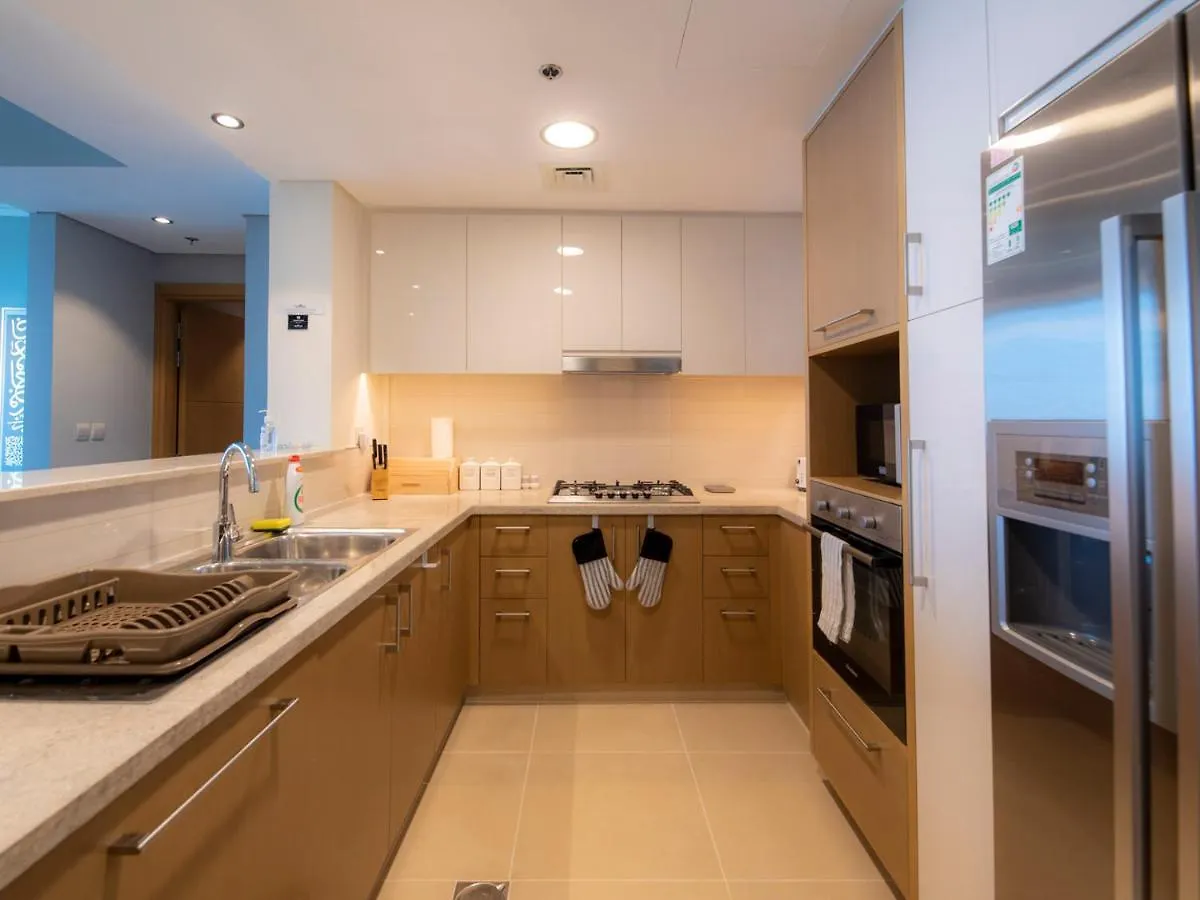 First Class 2Br With Full Dubai Skyline & Sea View Apartment