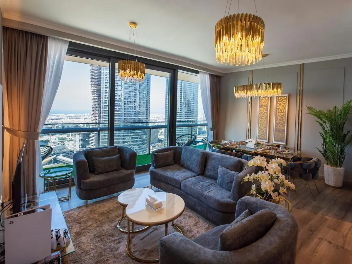 شقة First Class 2Br With Full Dubai Skyline & Sea View